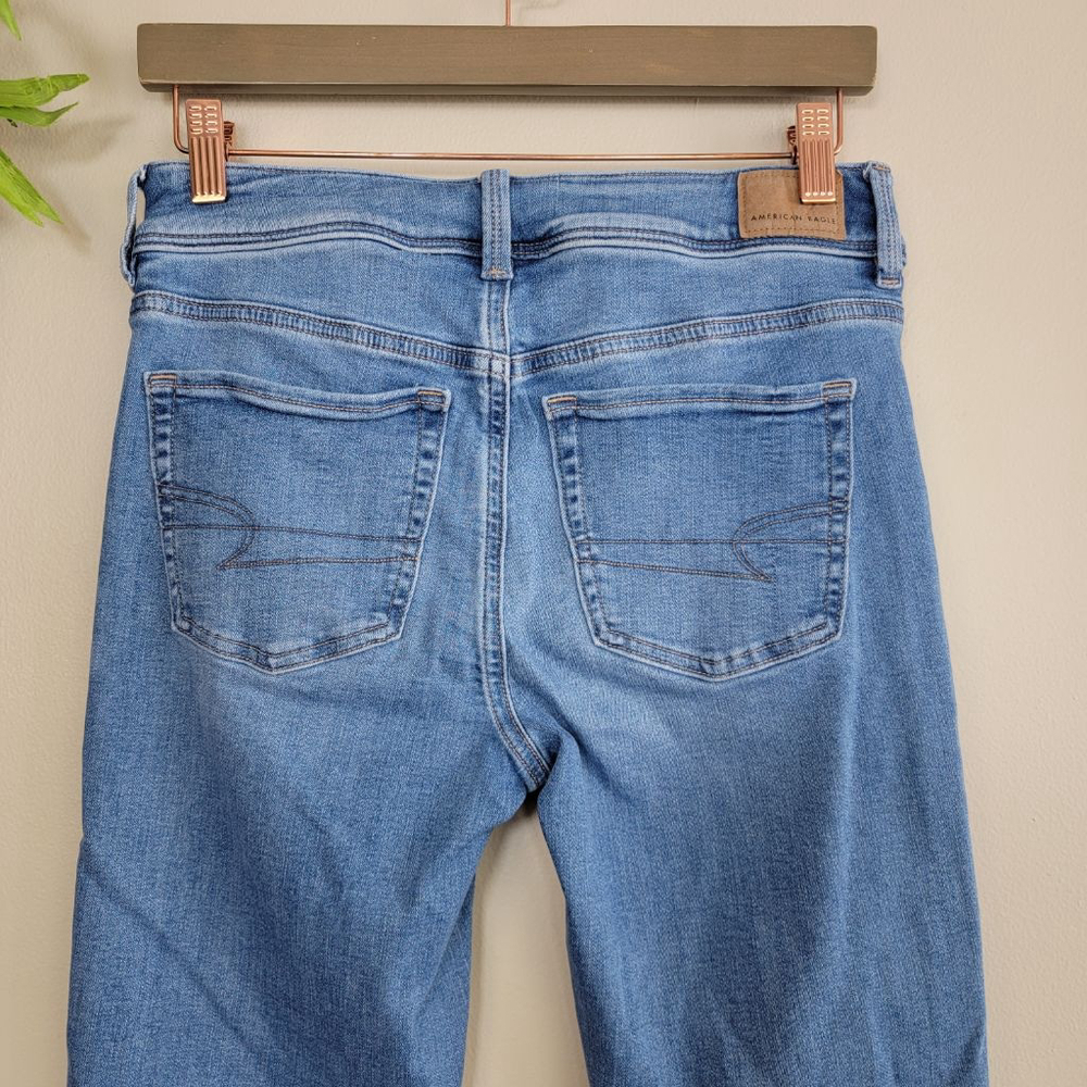 American Eagle Kick Boot Bootcut Jeans Mid Rise Medium Blue Wash Flare AE 4 - Picture 8 of 11